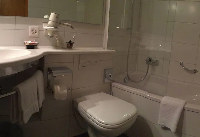 מלון Rhodania צרמט