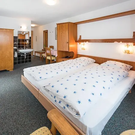 Rhodania Hotel 2*